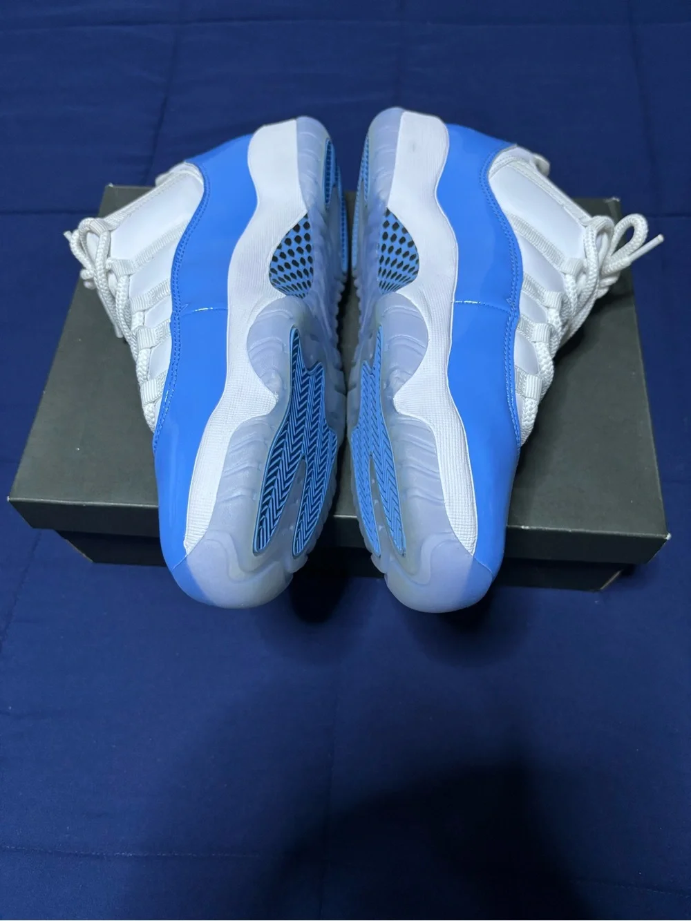 Jordan 11 Retro Low UNC 2026 Size 10.5